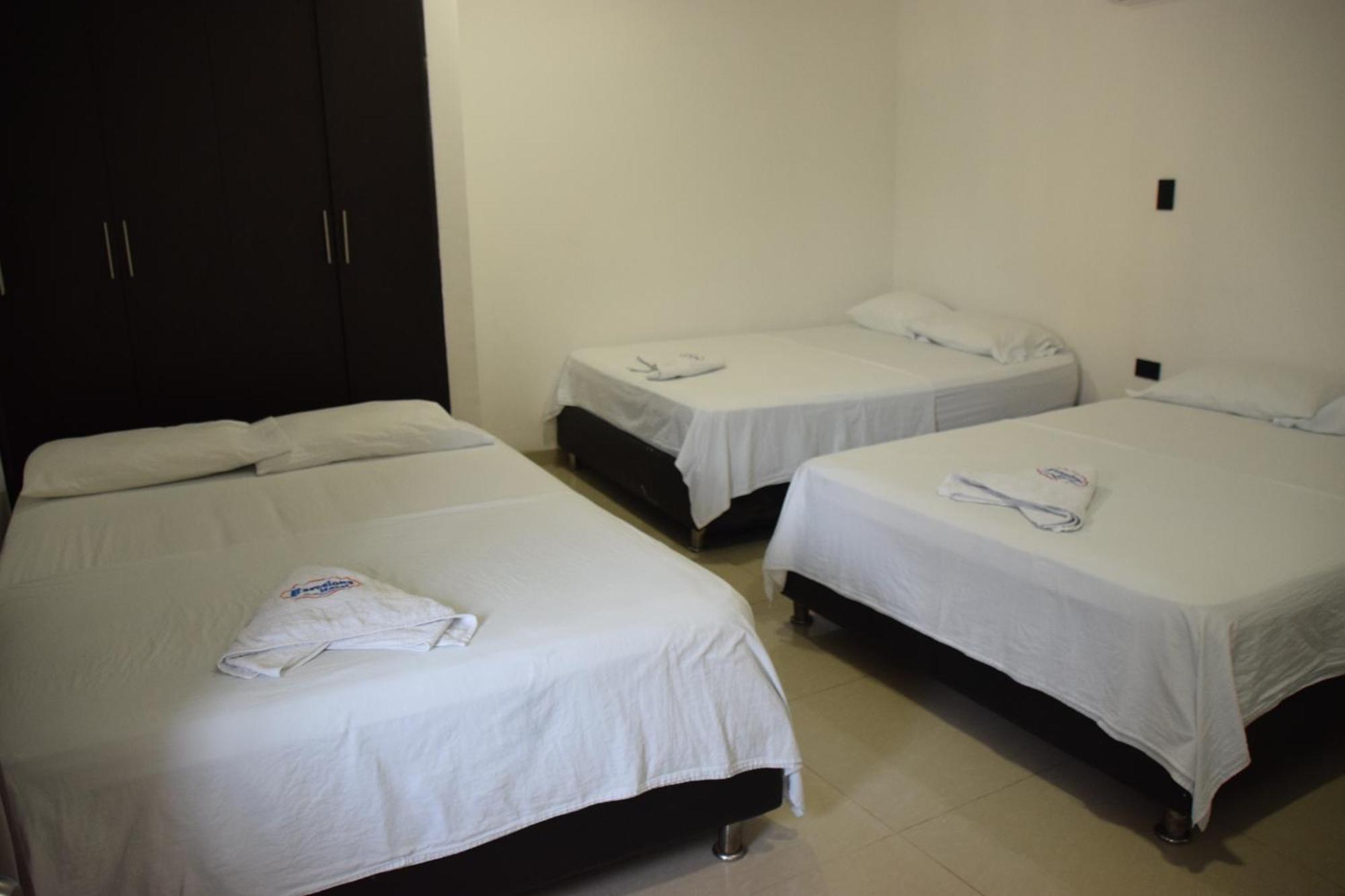 Hotel Barcelona Montería Exteriör bild